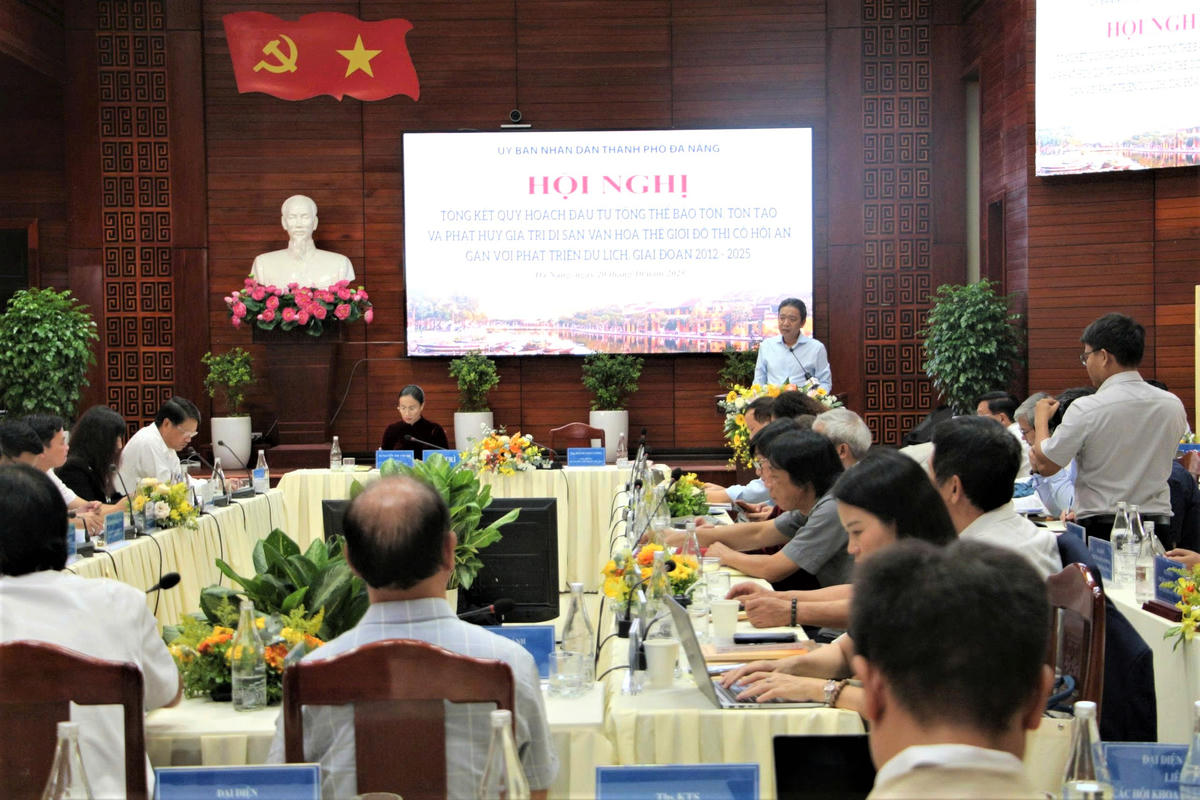 Quang cảnh hội nghị tổng kết Quy hoạch bảo tồn và phát huy giá trị Đô thị cổ Hội An giai đoạn 2012-2025. Ảnh: CV.