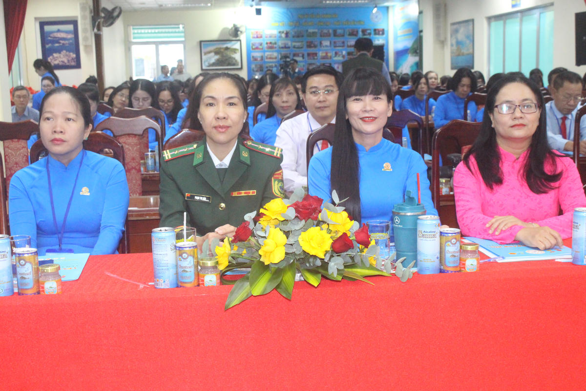 các đại bểu tham dự đại hội (ảnh ThùyTrang)