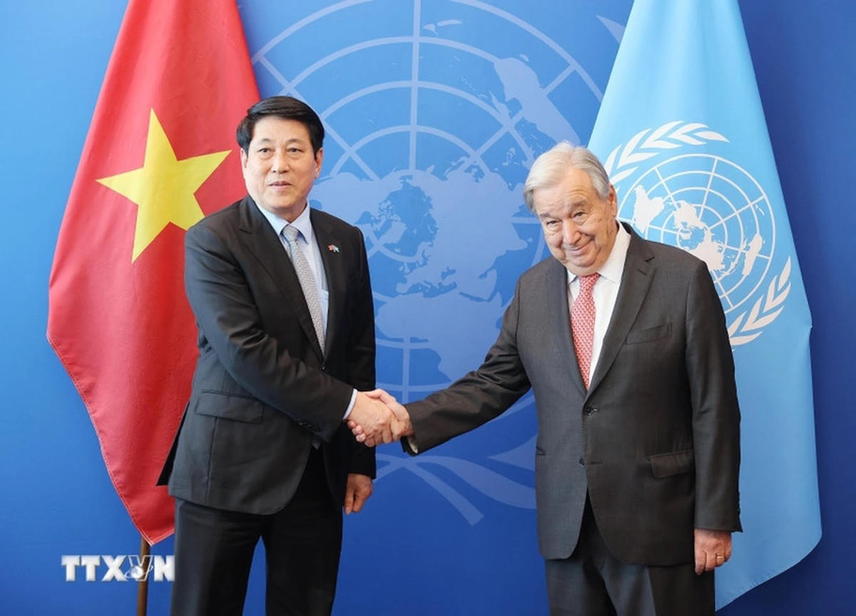 Chủ tịch nước Lương Cường gặp Tổng Thư ký Liên hợp quốc Antonio Guterres (Ảnh: Lâm Khánh/TTXVN).