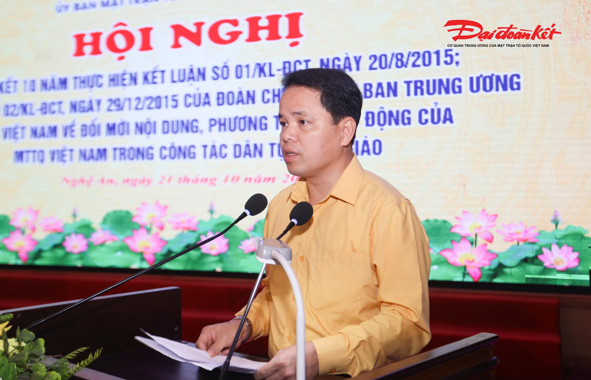 Ông Phan Sỹ Cường - Phó Chủ tịch Uỷ ban MTTQ tỉnh Nghệ An phát biểu tại Hội nghị. ĐB