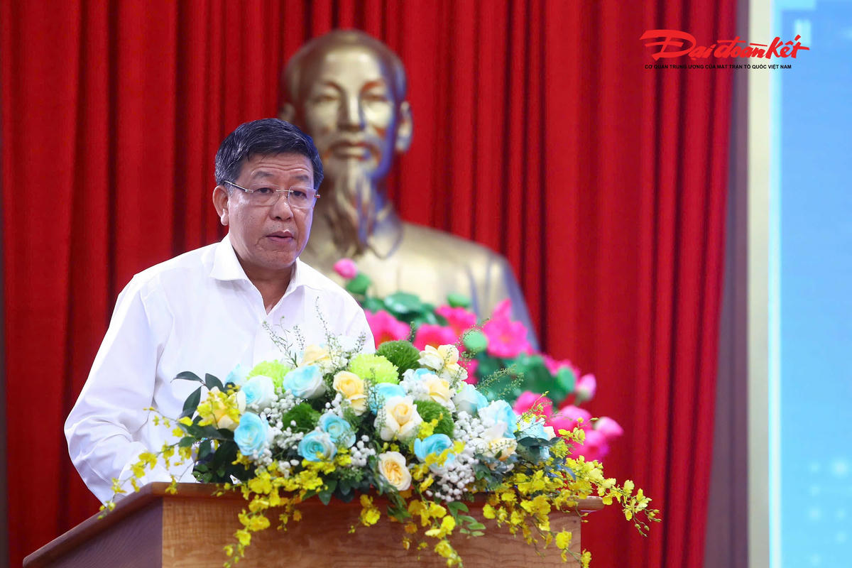 Phó Chủ tịch UBND TP Hà Nội Dương Đức Tuấn phát biểu tại hội thảo.