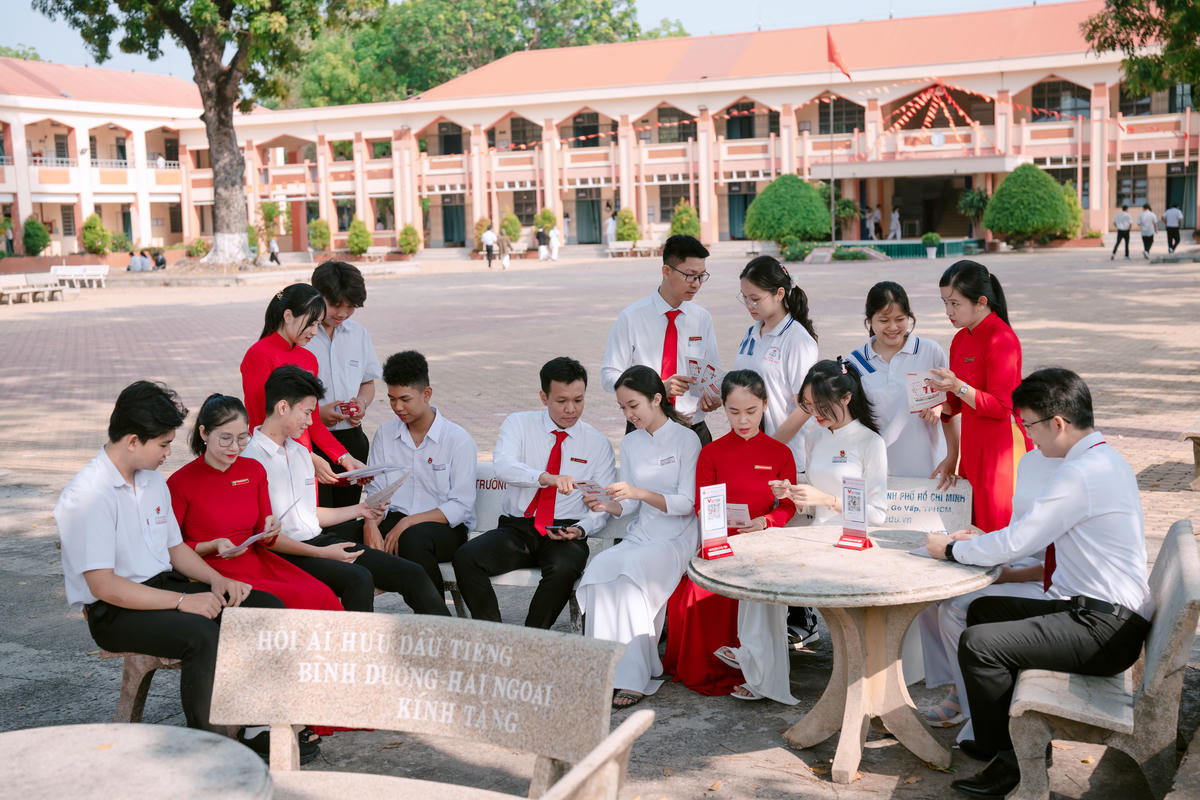 Agribank thực hiện mục tiêu “Không ai đứng ngoài chuyển đổi số”