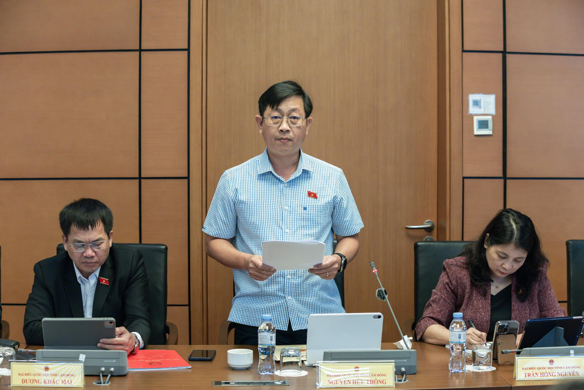 Ông Nguyễn Hữu Thông phát biểu (Ảnh: Quang Vinh)