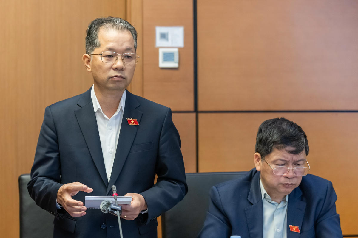 Đại biểu Nguyễn Văn Quảng (Đà Nẵng) phát biểu. Ảnh: Quang Vinh.