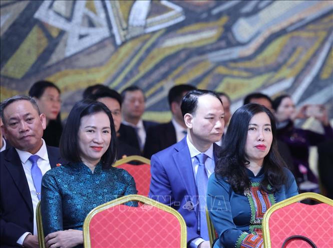 Các đại biểu xem biểu diễn nghệ thuật 2 nước Việt Nam - Bulgaria. Ảnh: Thống Nhất/TTXVN