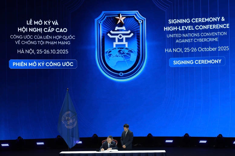 Đại diện các nước ký Công ước của Liên hợp quốc về Chống tội phạm mạng - Ảnh VGP/Nhật Bắc.