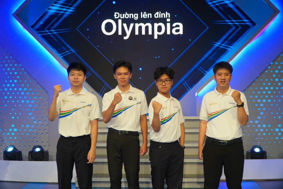 4 thí sinh trước khi bước vào trận chung kết. Ảnh: BTC