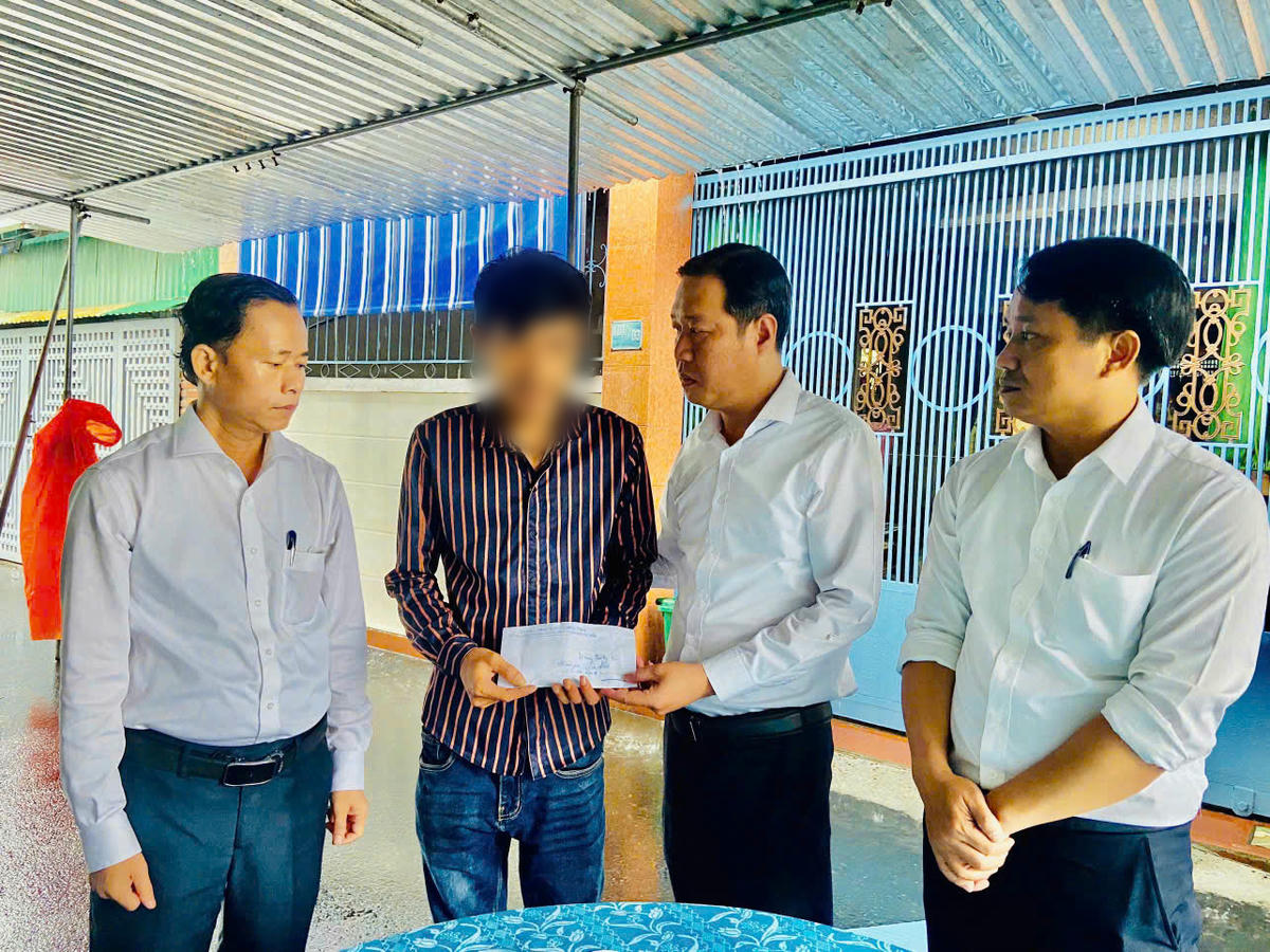 Đà Nẵng: Hỗ trợ gia đình nữ công nhân bị lũ cuốn trôi