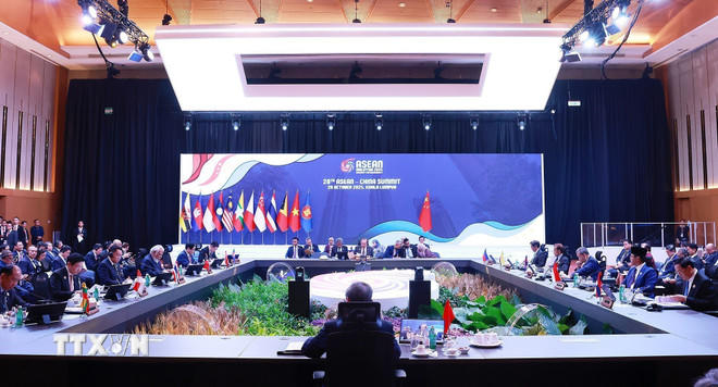 Hội nghị Cấp cao ASEAN-Trung Quốc lần thứ 28. (Ảnh: Dương Giang/TTXVN)