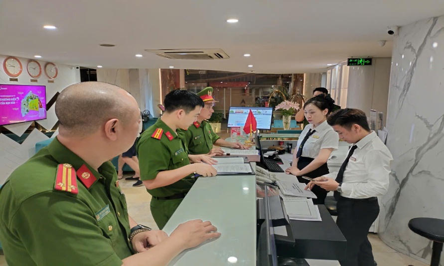 Công an TP Hà Nội: Đẩy mạnh chuyển đổi số trong quản lý hành chính