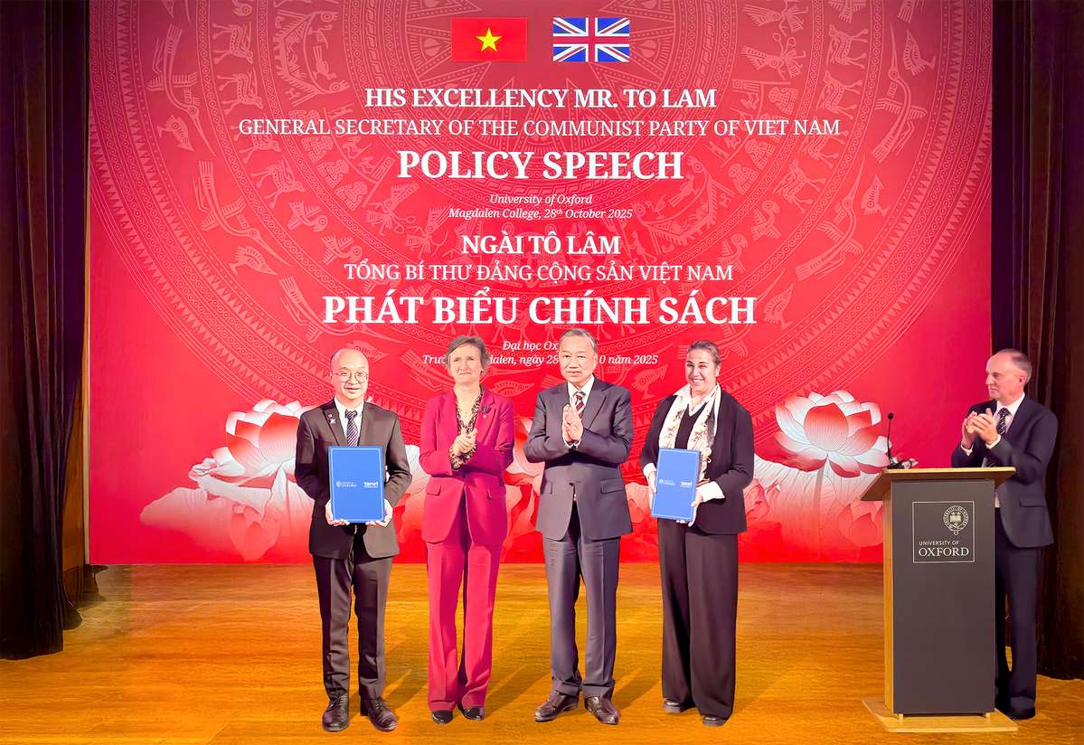 Viện Nghiên cứu Tâm Anh, Hệ thống Bệnh viện Đa khoa Tâm Anh, Đại học Oxford cùng ký hợp tác triển khai trao đổi đào tạo, nghiên cứu và đổi mới y tế, trước sự chứng kiến của Tổng Bí thư Tô Lâm và GS Irene Tracey - Phó Hiệu trưởng Đại học Oxford, vào ngày 28/10 tại Vương quốc Anh. Ảnh: Viện Nghiên cứu Tâm Anh