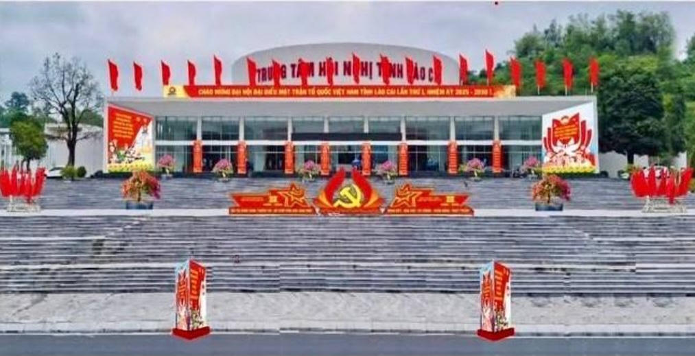 Đại hội đại biểu MTTQ Việt Nam tỉnh Lào Cai lần thứ I diễn ra vào ngày 31/10 và 1/11. Ảnh: Thanh Xuân..