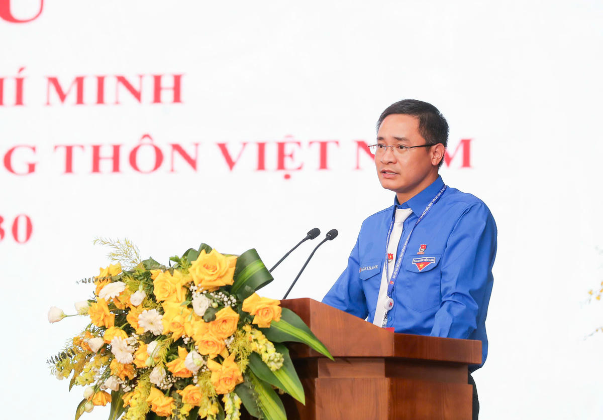 Đồng chí Phạm Chí Thành - Uỷ viên Ban Chấp hành Đoàn Thanh niên Chính phủ, Uỷ viên Ban Chấp hành Đảng bộ, Phó Tổng Giám đốc, Bí thư Đoàn Thanh niên nhiệm kỳ 2022 – 2027 phát biểu khai mạc Đại hội.