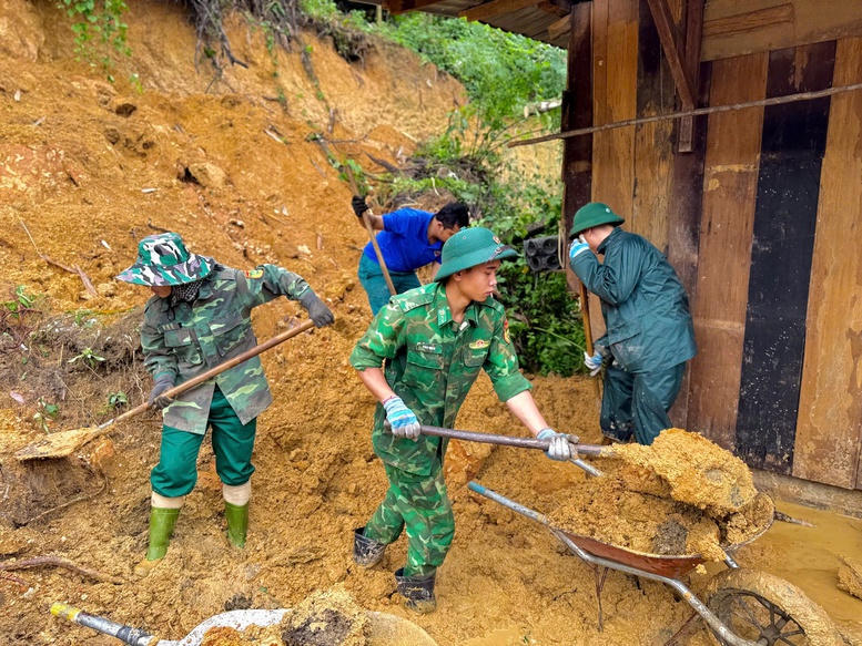 Hỗ trợ khẩn cấp 100 tỷ đồng cho Đà Nẵng khắc phục thiệt hại do mưa lũ
