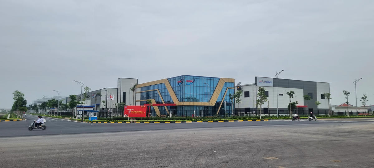 AI mở đường cho doanh nghiệp Việt phát triển kép. Ảnh: Nam Anh