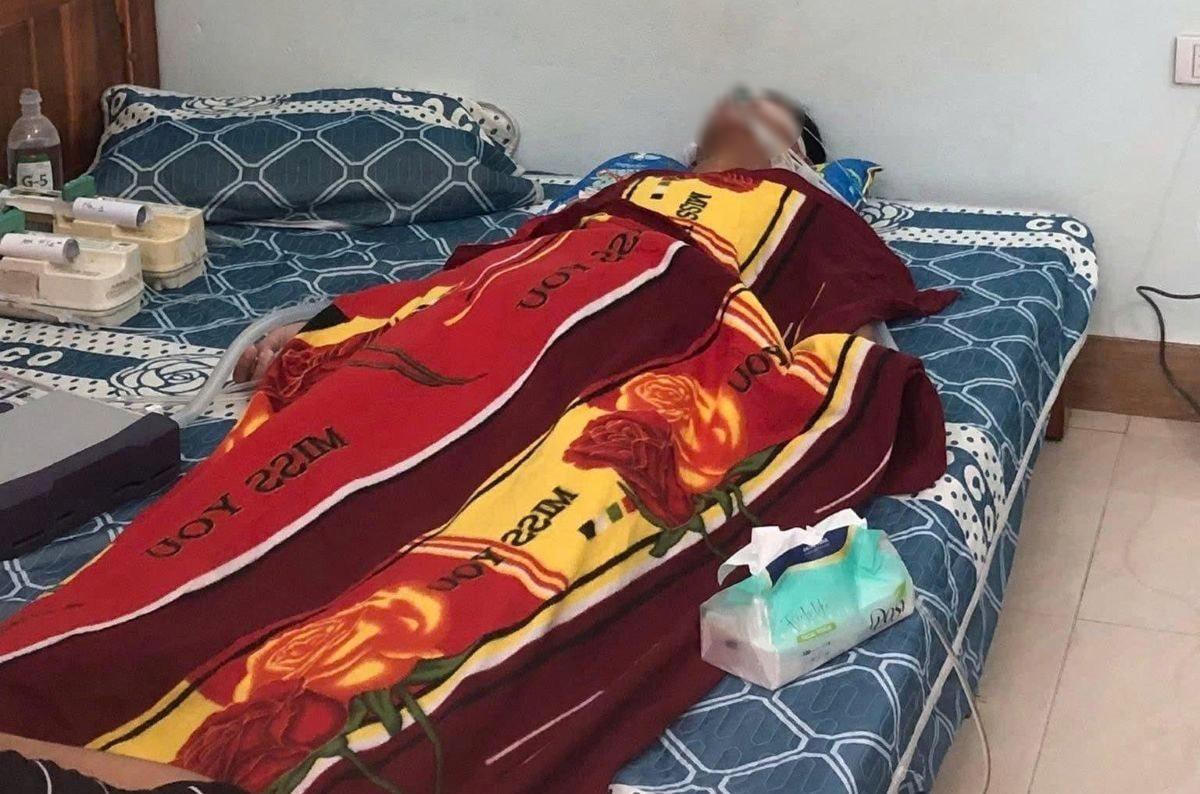 Tiên lượng sức khỏe của em Tuấn đang rất xấu. Ảnh: A.T