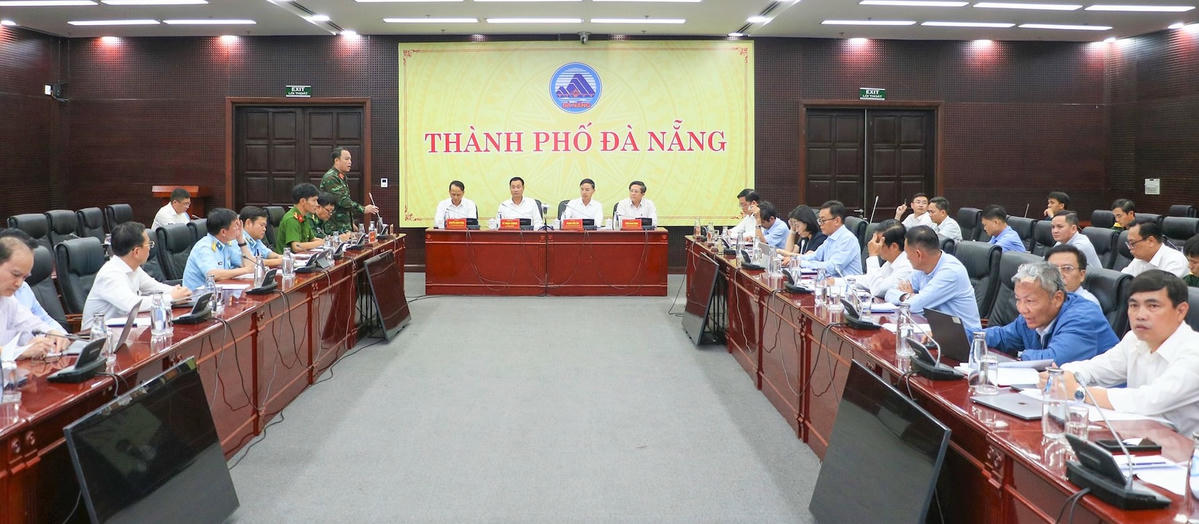 Quang cảnh buổi họp. Ảnh: CV.