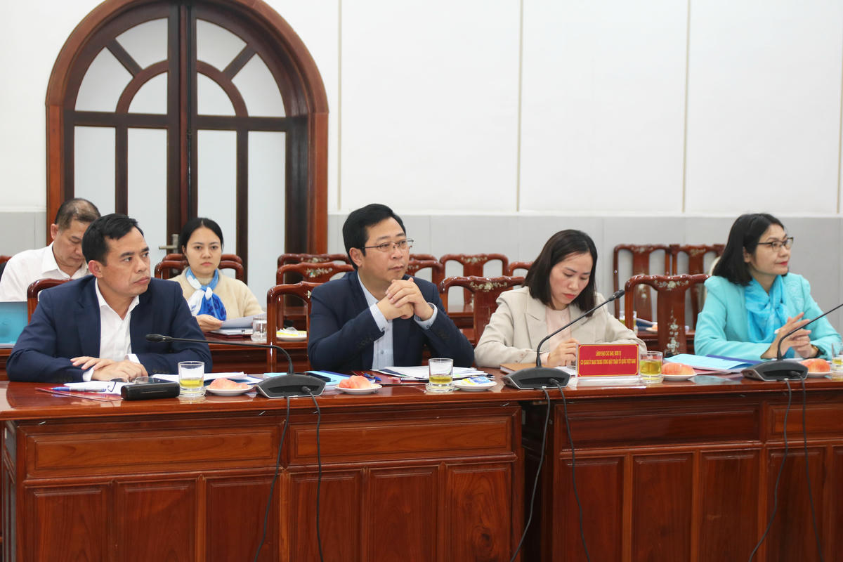 Đại biểu tham dự cuộc làm việc. Ảnh: Tiến Đạt.