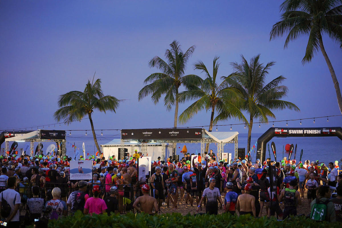 Sự kiện khẳng định vị thế của Phú Quốc là điểm đến thể thao - du lịch tiêu biểu của khu vực Đông Nam Á, nơi hội tụ cảnh quan thiên nhiên tuyệt đẹp, hạ tầng hiện đại và trải nghiệm thi đấu tầm quốc tế. Ảnh Nguyễn Minh.