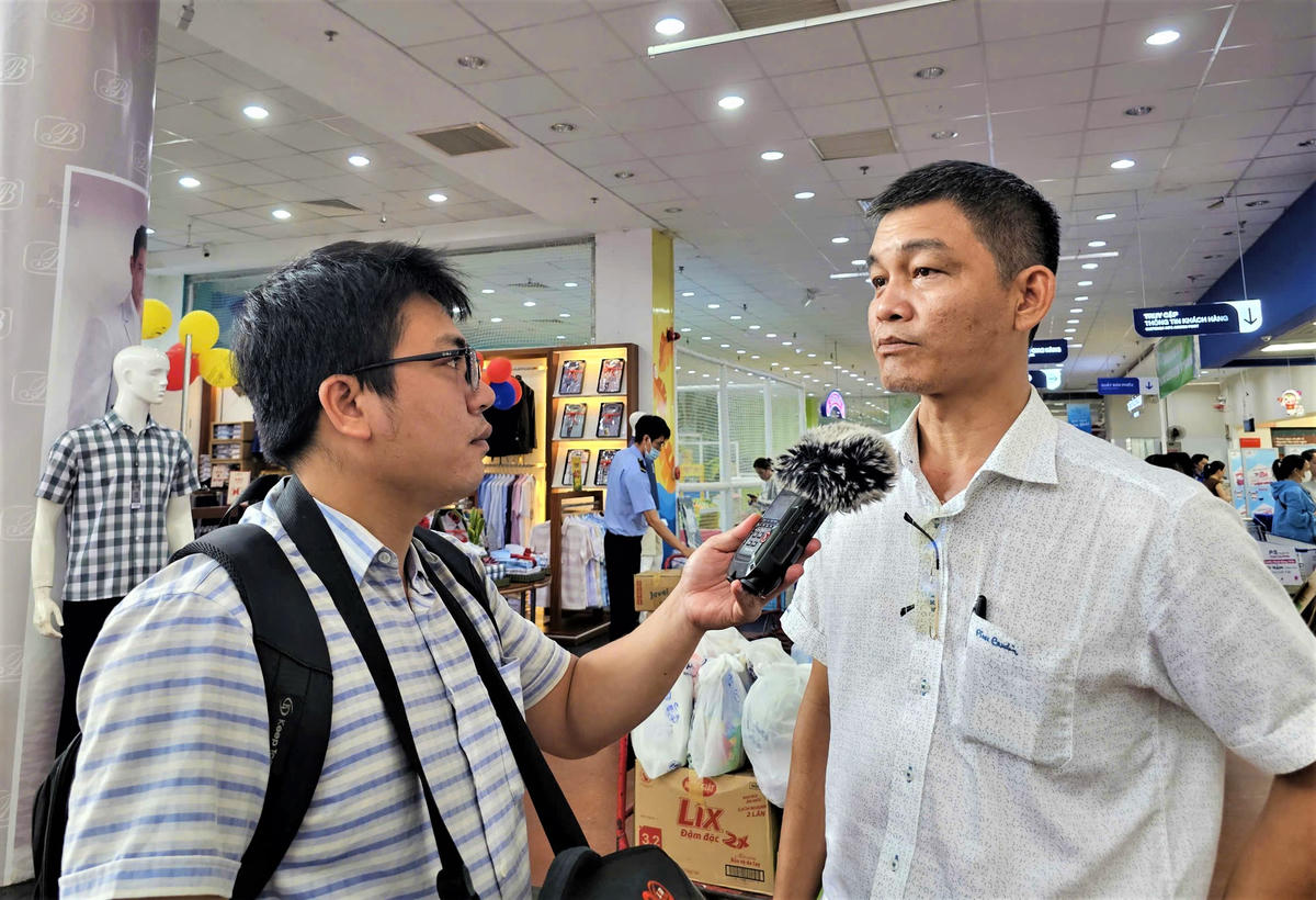 Ông Nguyễn Doanh Nhân chia sẻ về sức mua của người dân những ngày này. Ảnh: Đình Sang.