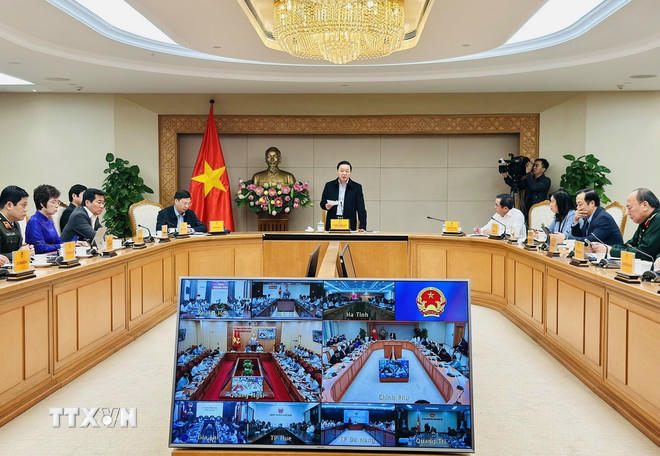 Phó Thủ tướng Trần Hồng Hà, Phó Trưởng ban thường trực Ban Chỉ đạo Phòng thủ dân sự quốc gia phát biểu chỉ đạo tại cuộc họp. (Ảnh: Việt Đức/TTXVN)