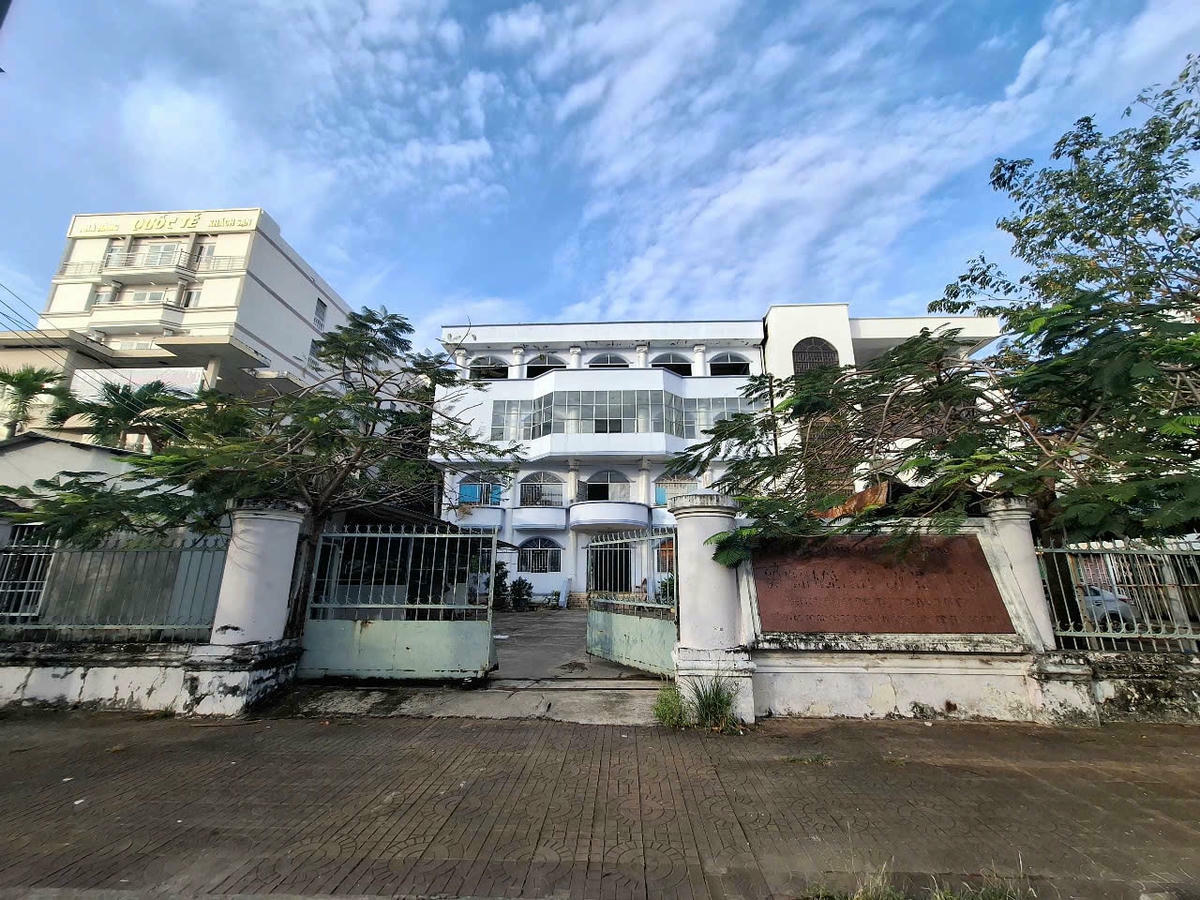 Đối tượng nào được ưu tiên thuê nhà là tài sản công?