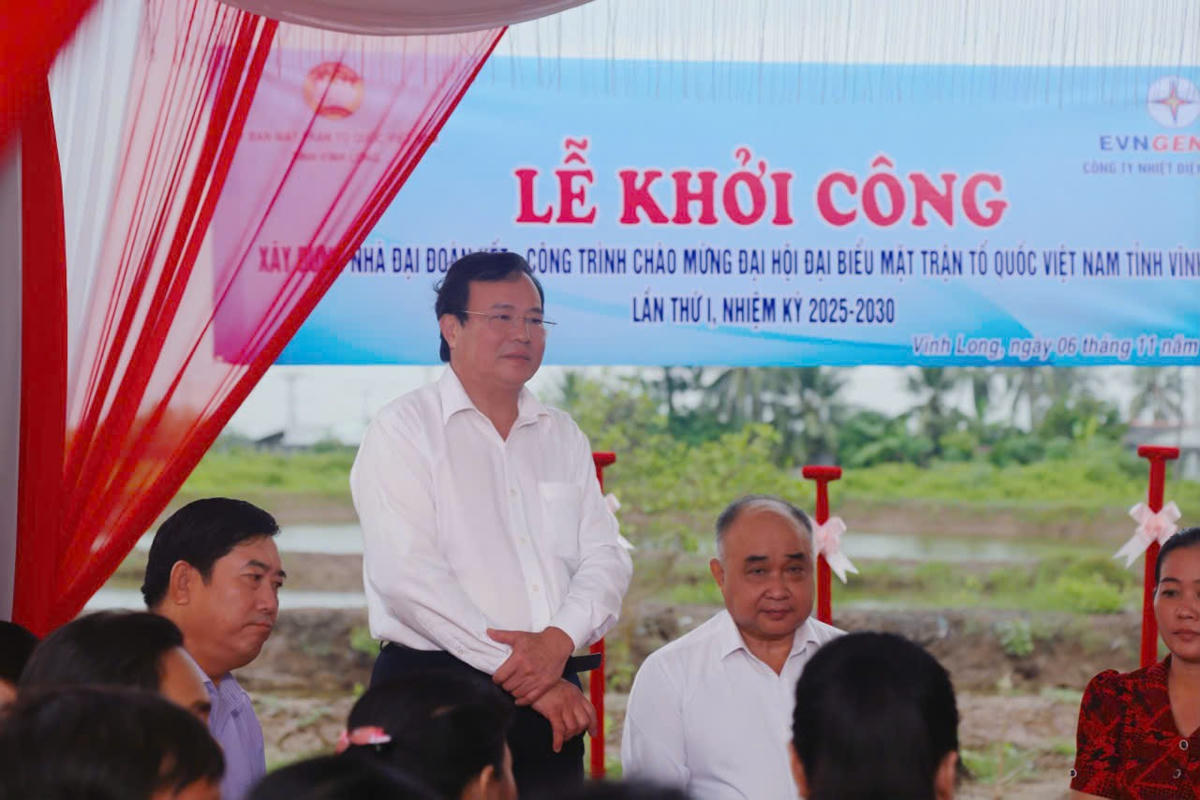 Ông Lê Văn Hẳn – Phó Bí thư, Chủ tịch Ủy ban MTTQ Việt Nam tỉnh Vĩnh Long gửi lời cảm ơn đến Công ty Nhiệt điện Duyên Hải vì những đóng góp thiết thực vì cộng đồng.