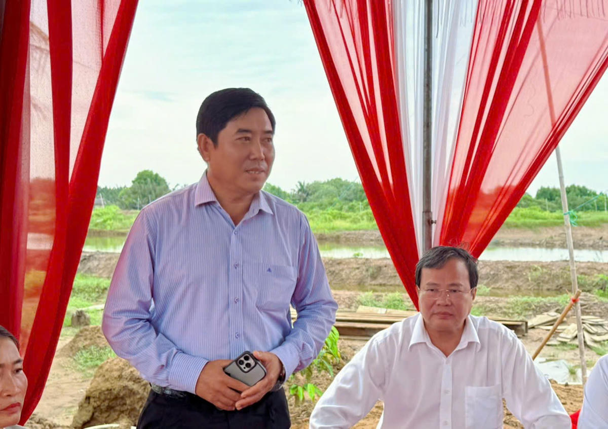 Ông Dương Văn Triệu, Tỉnh ủy viên, Bí thư Đảng ủy phường Duyên Hải chia sẻ tại buỗi Lễ