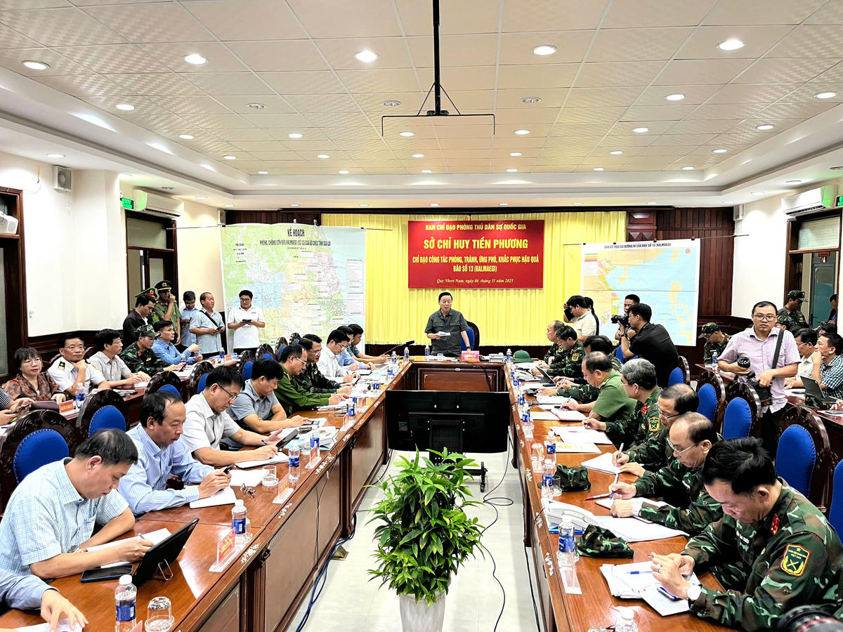 Quang cảnh cuộc họp. Ảnh: CV.