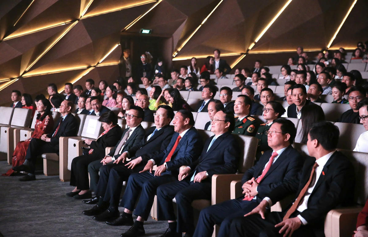 Các đại biểu dự lễ trao giải. Ảnh: BTC.