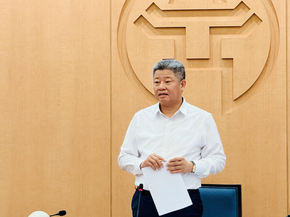 Phó Chủ tịch UBND TP Hà Nội Nguyễn Mạnh Quyền phát biểu. Ảnh: Lê Khánh.