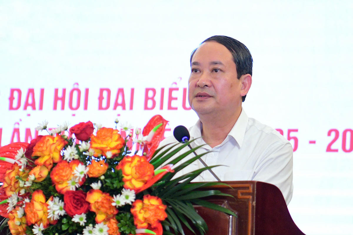 Ông Mai Văn Tuất - Chủ tịch MTTQ tỉnh Ninh Bình yêu cầu chuẩn bị kỹ lưỡng về mọi mặt trước thềm đại hội. Ảnh: Đình Minh.