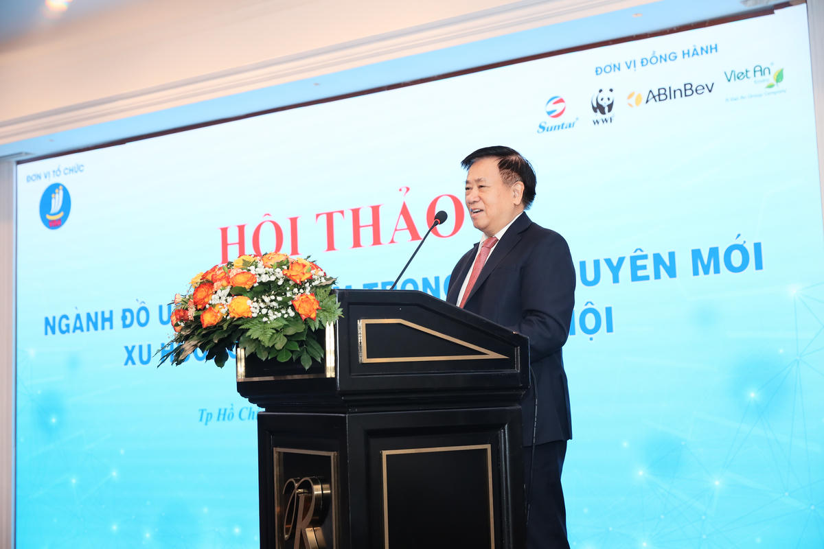 PGS.TS Nguyễn Văn Việt - Chủ tịch VBA phát biểu tại hội thảo. Ảnh: BTC.