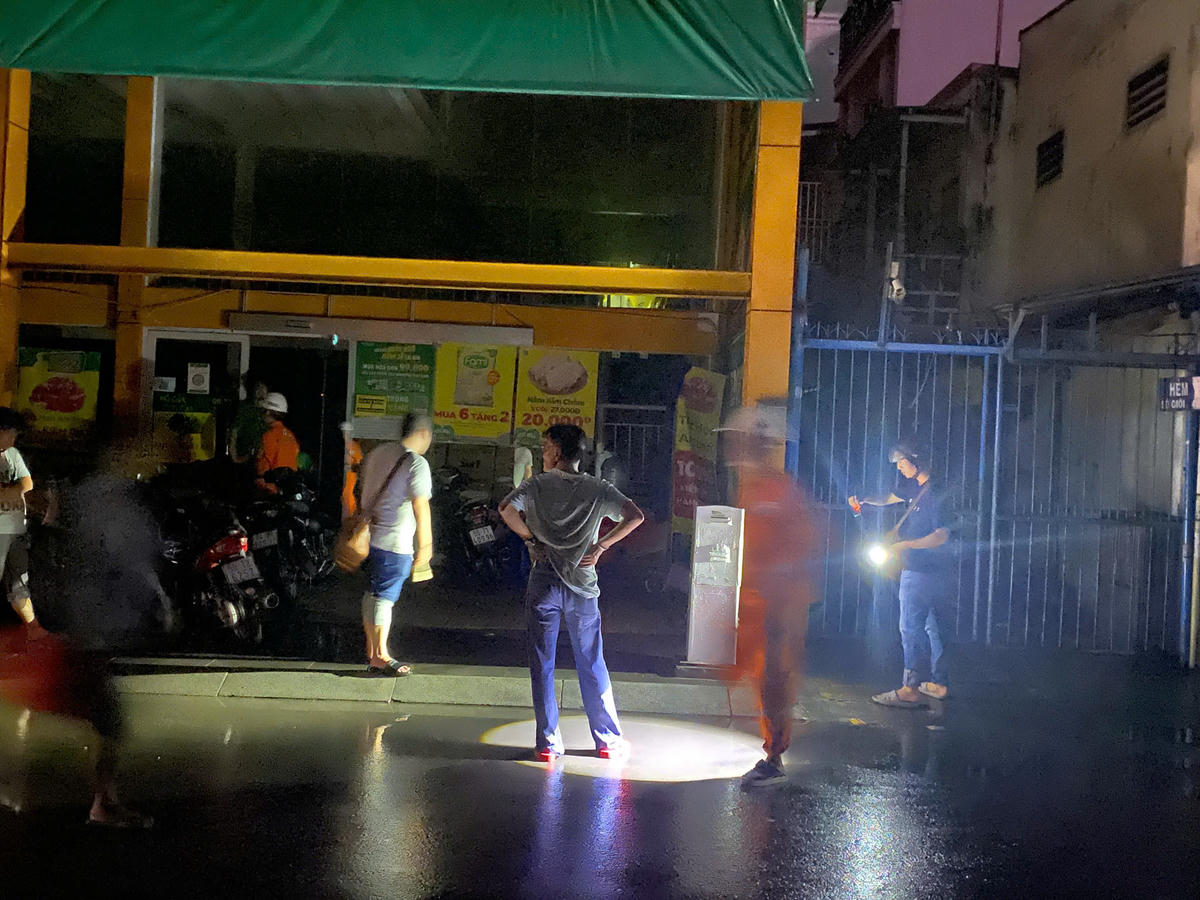 TP Hồ Chí Minh: Điều tra vụ cậu bé 15 tuổi tử vong nghi do rò rỉ điện