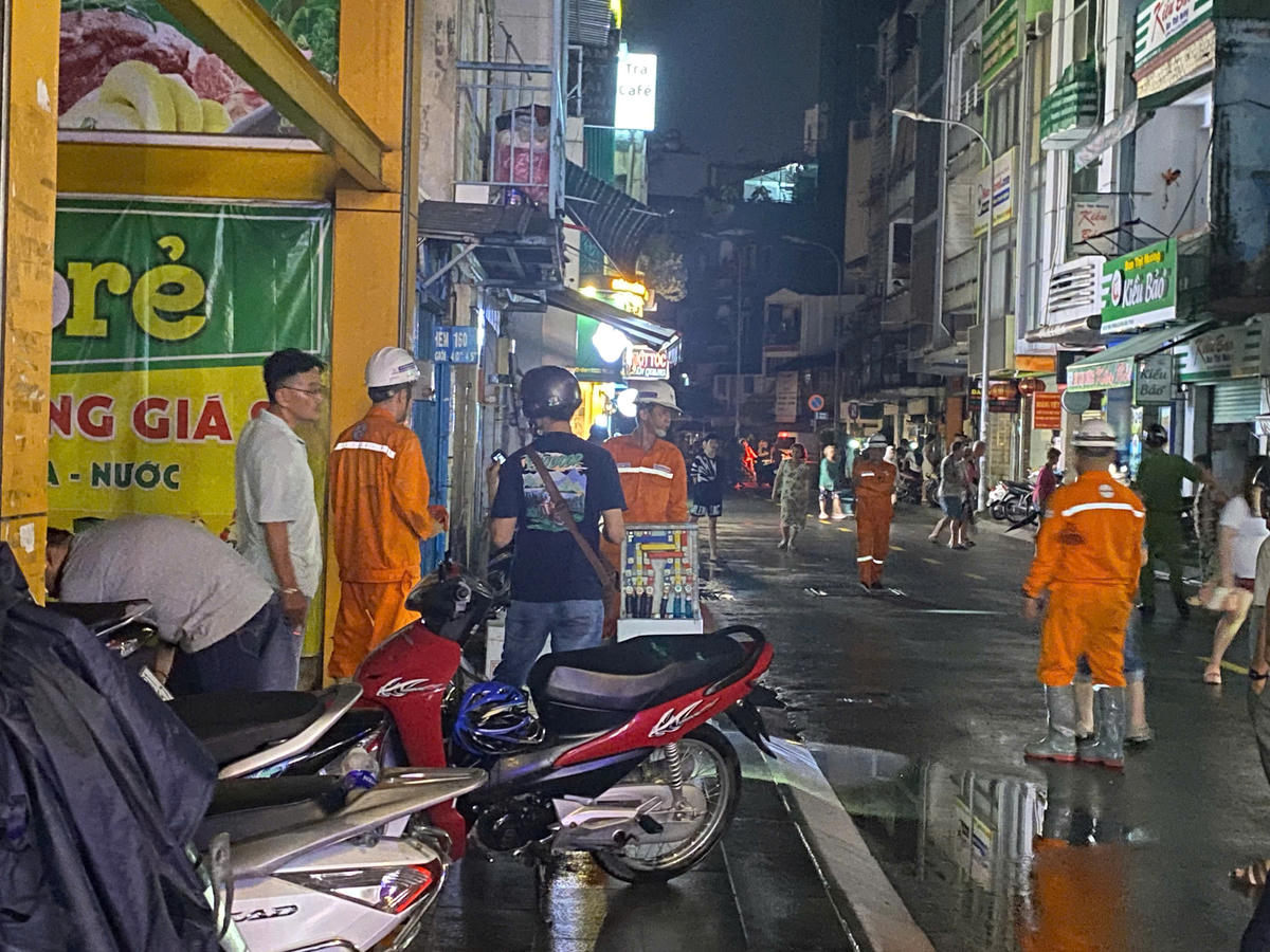 TP Hồ Chí Minh: Điều tra vụ cậu bé 15 tuổi tử vong nghi do rò rỉ điện