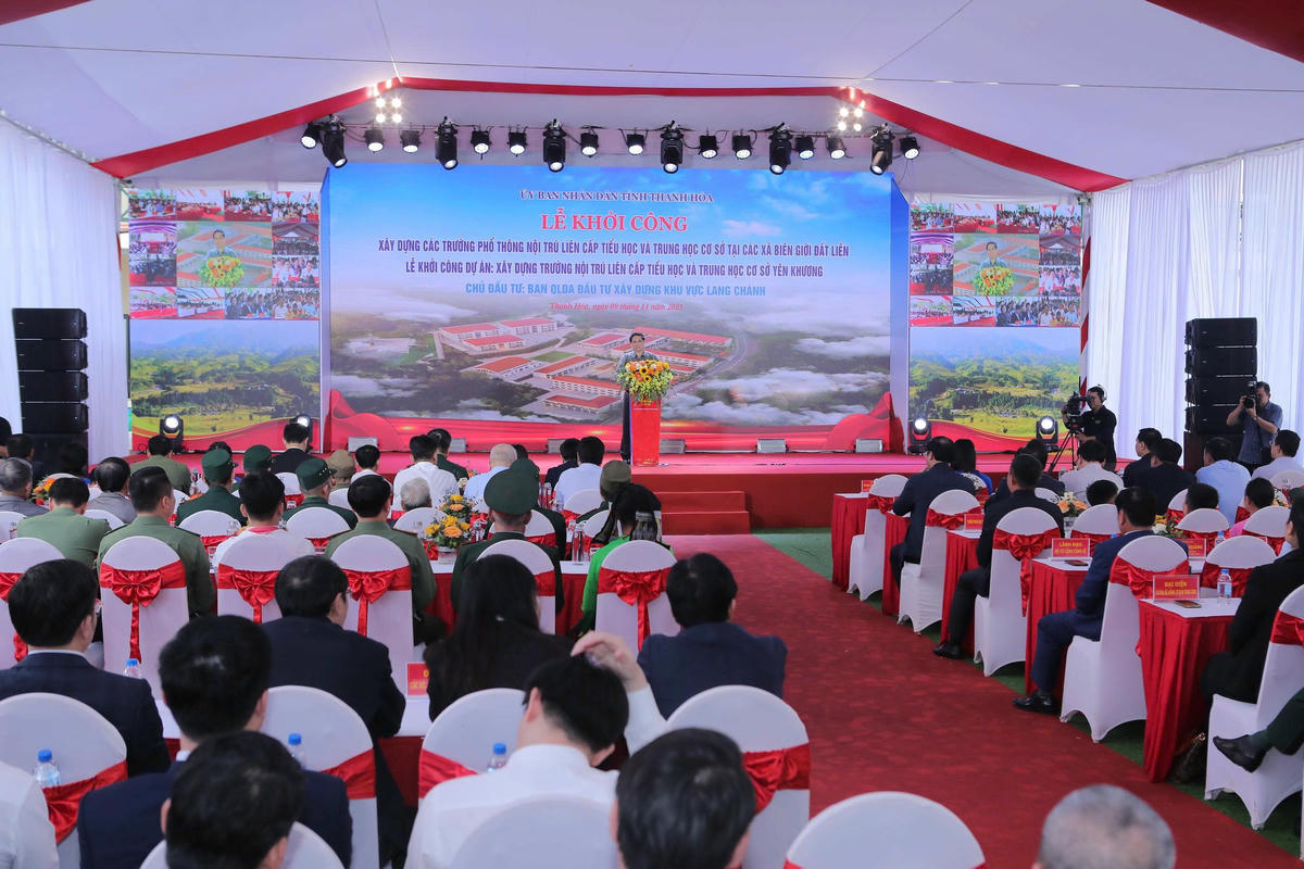 Thủ tướng: Xây dựng trường vùng biên phải thần tốc, táo bạo, vì tương lai con em các dân tộc