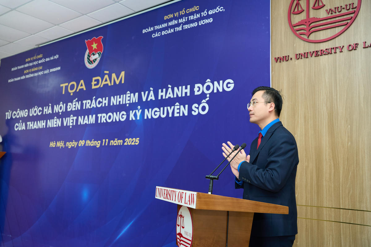 Bí thư Đoàn Thanh niên MTTQ, các đoàn thể Trung ương Nguyễn Nhất Linh phát biểu tại Tọa đàm.