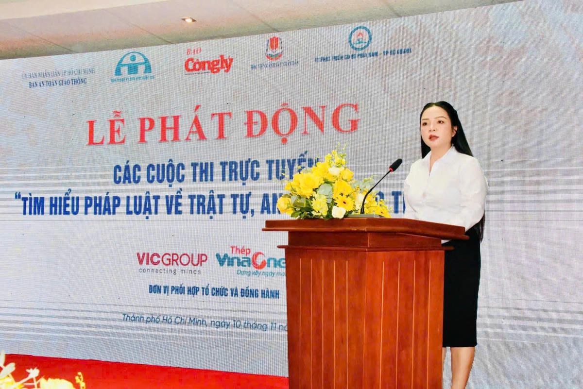 Theo bà Tô Thị Lan Phương - Trưởng Ban Tổ chức,&nbsp;4 cuộc thi trực tuyến “Tìm hiểu pháp luật về trật tự, an toàn giao thông” nhằm hưởng ứng Ngày pháp luật Việt Nam. Ảnh: T.T.D.