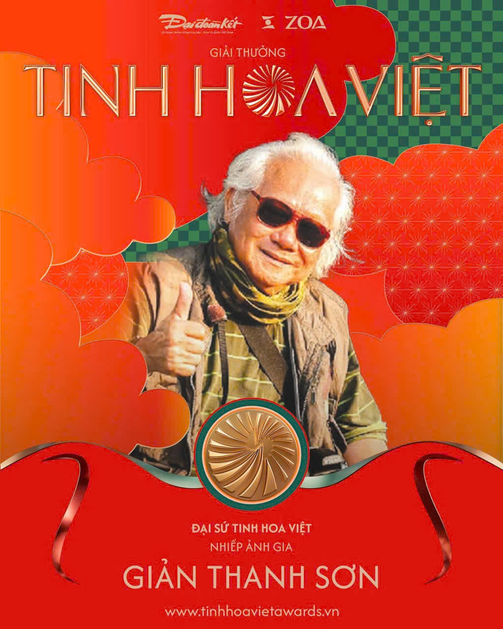 Nhiếp ảnh gia - nhà báo Giản Thanh Sơn (Đại sứ Giải thưởng Tinh Hoa Việt)