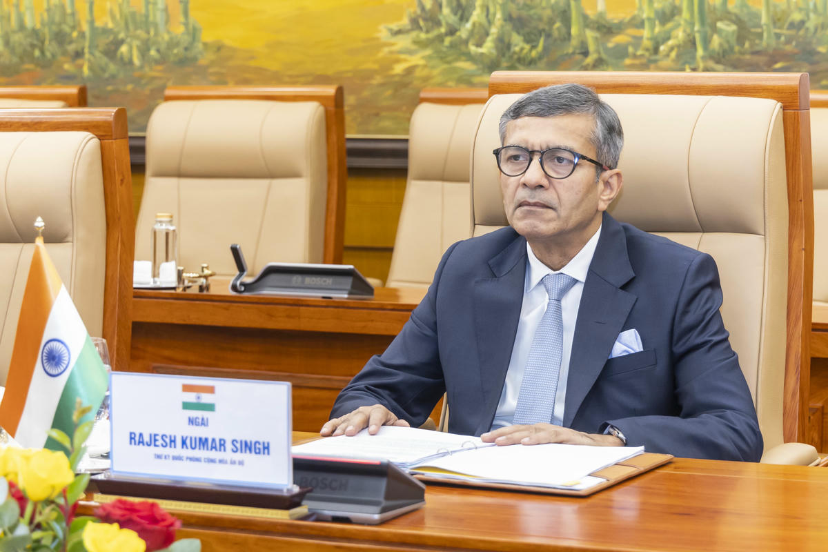 Ông Rajesh Kumar Singh, Thư ký Quốc phòng Ấn Độ phát biểu tại đối thoại. Ảnh: Quang Vinh.