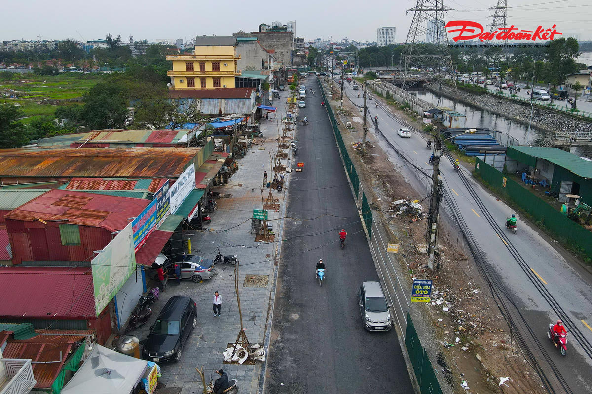 Hiện nay khu vực từ số nhà 631 đến 719 Tam Trinh đã tiến hành thảm nhựa, lát đá vỉa hè.