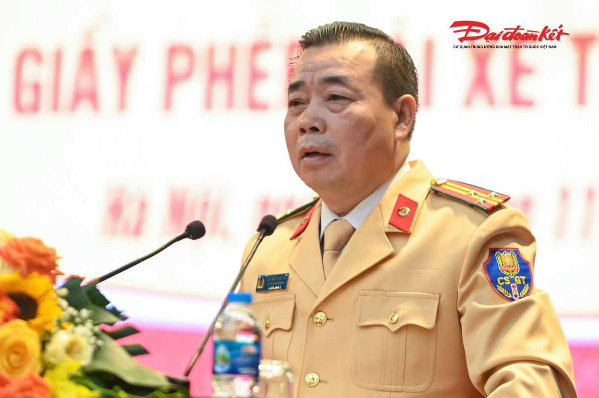 Thượng tá Nguyễn Ngọc Mẽ, Phó trưởng Phòng CSGT Công an Hà Nội.