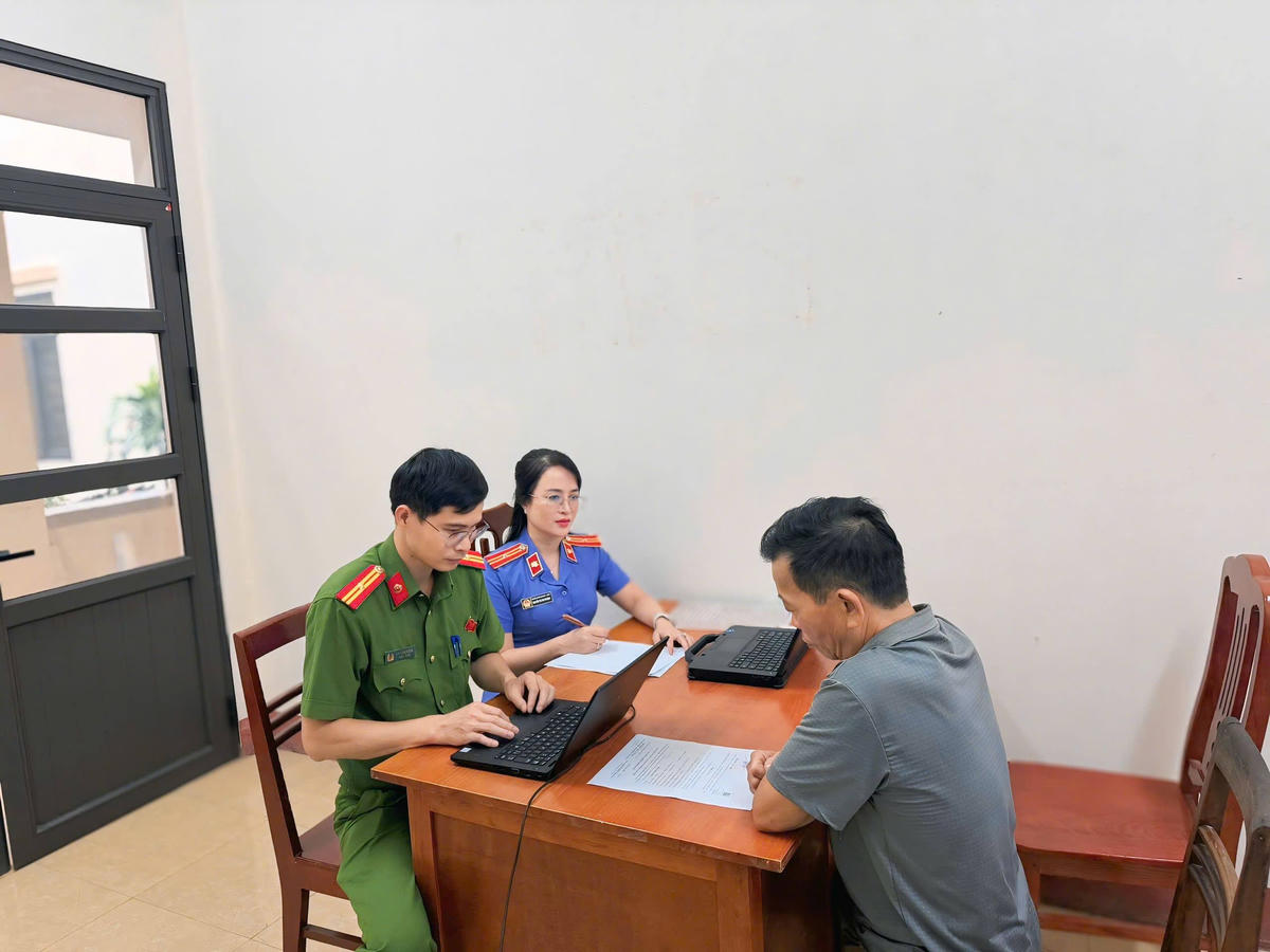 Lào Cai: Khởi tố nhóm đối tượng ‘mua dâm người dưới 18 tuổi’, 'môi giới mại dâm'