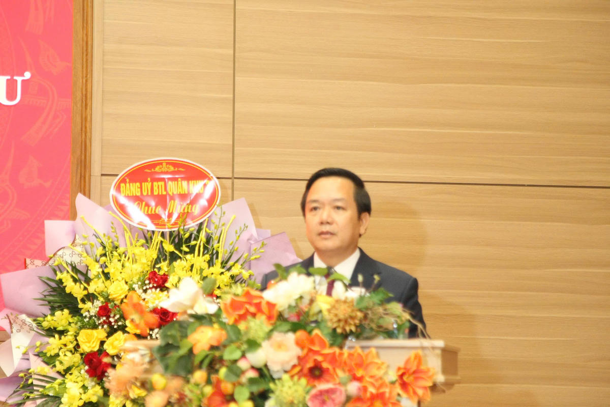 Ông Phạm Quang Ngọc phát biểu nhận nhiệm vụ. Ảnh: Mạnh Tùng.