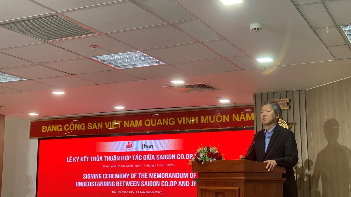 Ông Masanori Kotani – Chủ tịch Hiệp hội Quản lý An toàn Thực phẩm Nhật Bản (JFSM) - chia sẻ tại Lễ ký kết. Ảnh: A.T