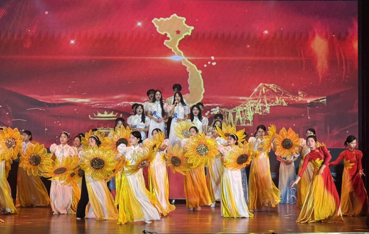 Một tiết mục dự thi tại hội diễn. Ảnh: Nguyễn Hoài