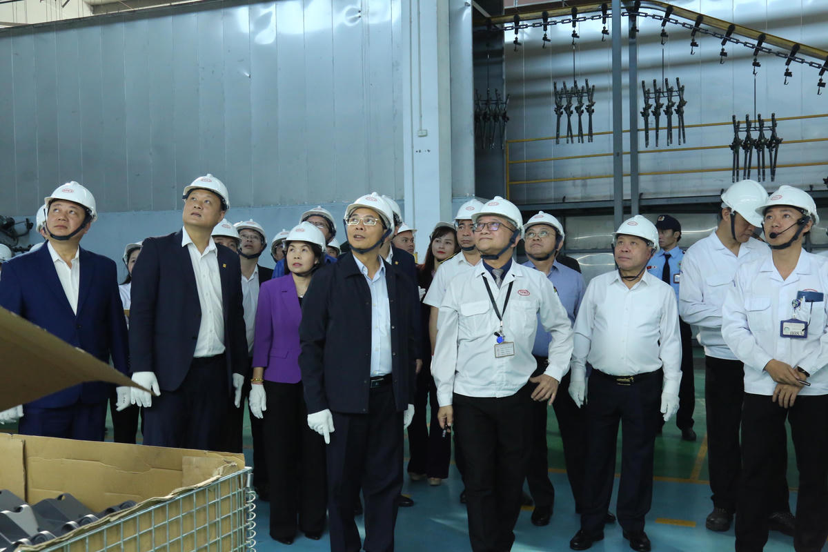 Đất Tổ khẳng định quyết tâm chính trị và hướng đi đúng đắn