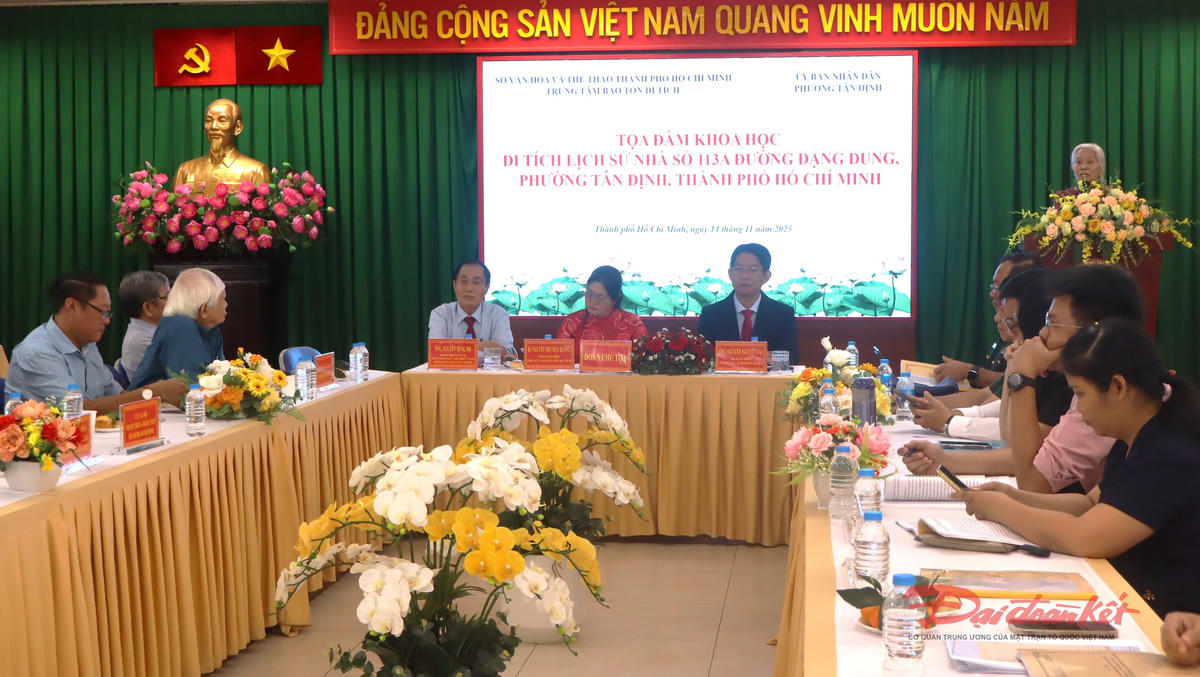 Quang cảnh buổi toạ đàm khoa học. Ảnh: Hồng Phúc. 