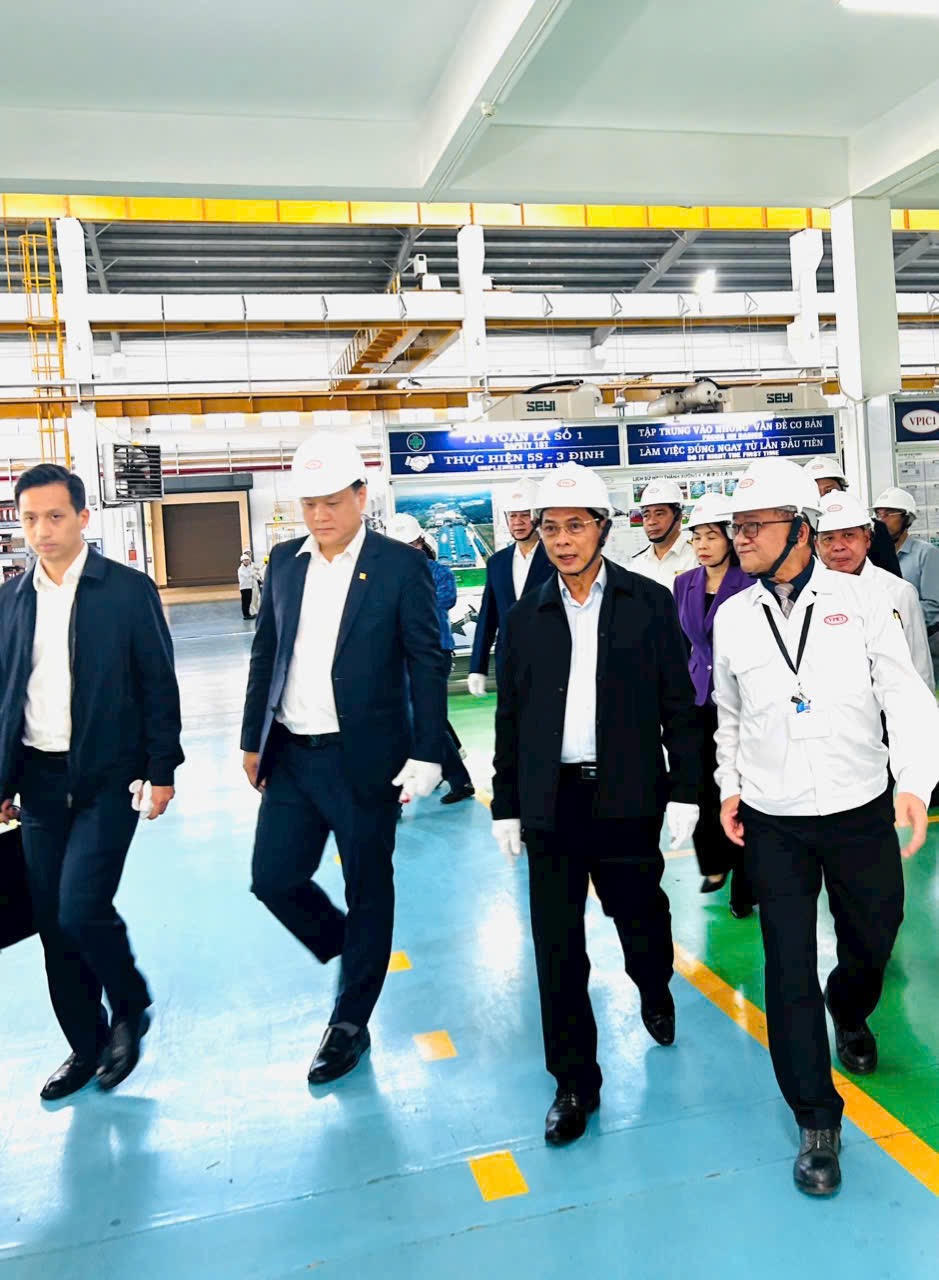 Đất Tổ khẳng định quyết tâm chính trị và hướng đi đúng đắn