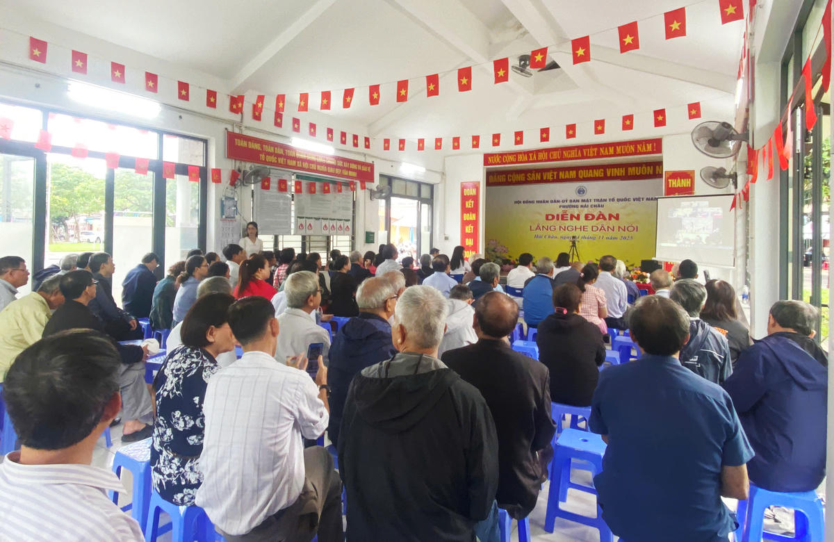 Ngoài điểm cầu chính, diễn đàn "Lắng nghe dân nói" còn tổ chức trực tuyến ở 2 nơi, trong ảnh là điểm cầu Nhà văn hóa Đầm Rong 2. Ảnh: Thùy Trang.